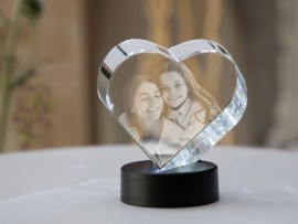Glasherz Foto schwebt im Glas