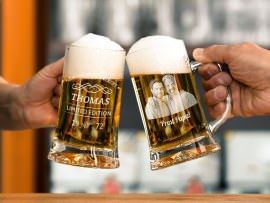 Bierkrug mit Gravur