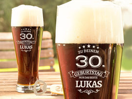 Graviertes Weizenbierglas