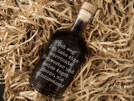 gravierte Flasche verrückte Schwester