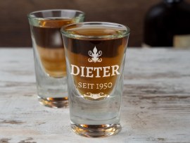 Graviertes Schnapsglas