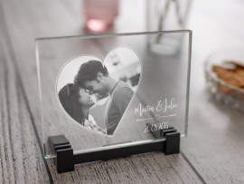 Glaskachel mit Herzmotiv