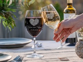 Hochzeitsspiel Brautbecher mit Weinglas mit Gravur