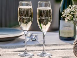 Sektgläser als Geschenk für Brauteltern