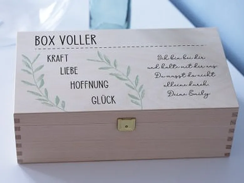 Box voller Kraft, Liebe, Hoffnung, Glück