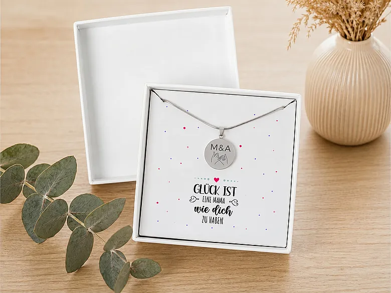 Geschenkschachtel Kette Motiv Glück ist