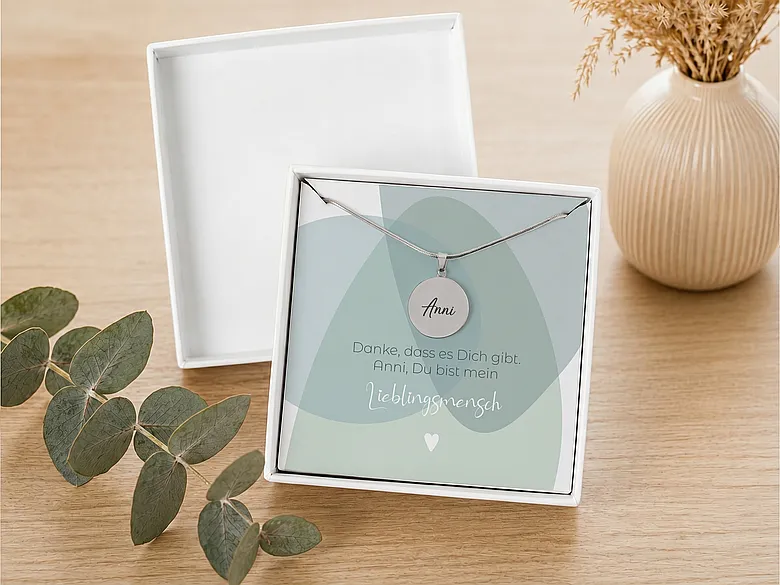 Geschenkschachtel Kette Motiv grün