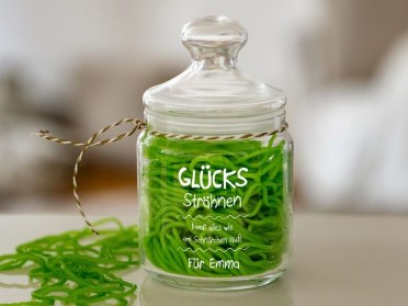 Keksglas mit Glückssträhnen
