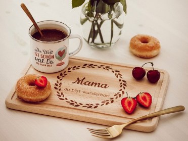 Frühstück im Bett für Mama