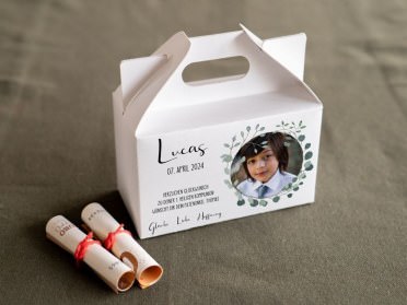 Süßigkeitenbox als Verpackung für Geldgeschenk