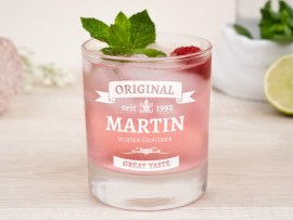 Graviertes Ginglas mit Namen