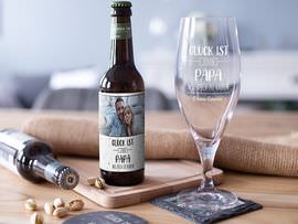 Set aus personalisierten Biergeschenken zum Vatertag
