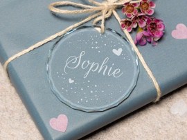 Personalisierter Dekoanhänger aus Glas