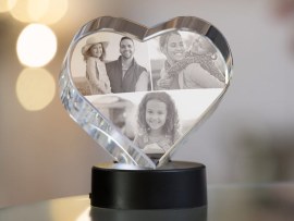 Glasherz mit drei Fotos