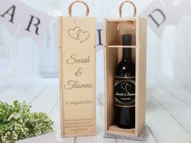 Holzbox für Flaschen als Hochzeitsgeschenk