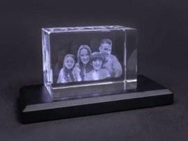 3D Glasfoto mit Leuchtsockel