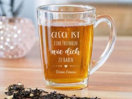 Teeglas mit Gravur Motiv Glück ist