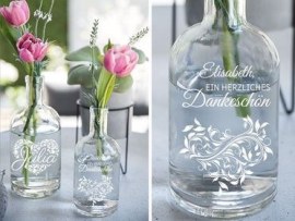 Gravierte Flasche als Vase