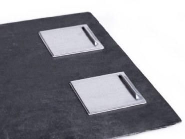 Schieferplatte mit Wandaufhängung