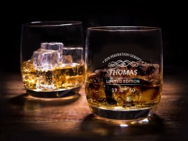 Whiskyglas mit Gravur