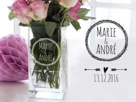 Vase mit Collage graviert