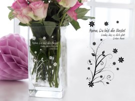 Vase mit Collage graviert