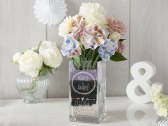 Gravierte Vase