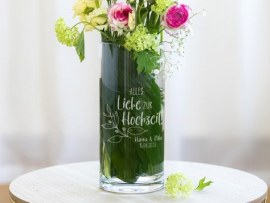 Vase mit Collage graviert