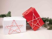 Weihnachtsgeschenke verpacken Stern